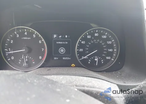 2017 Hyundai Elantra Se z USA, uszkodzony, nr VIN 5NPD84LF3HH045112